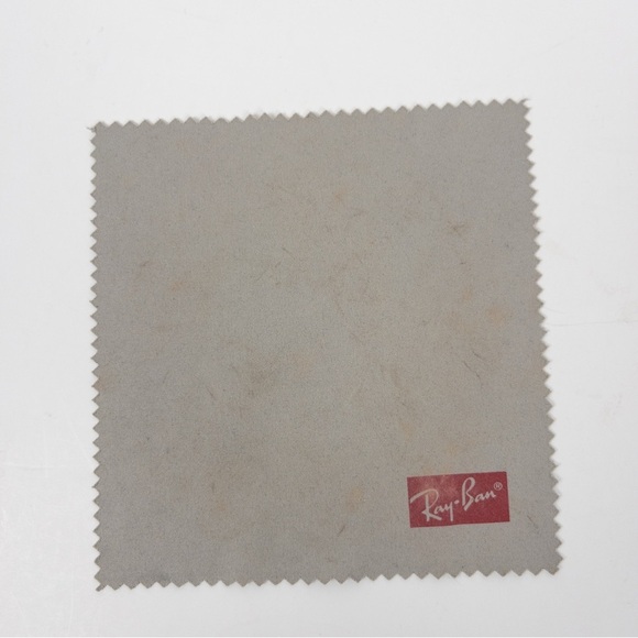 Ray-Ban Black Leather Eyeglass Case - Picture 5 of 6